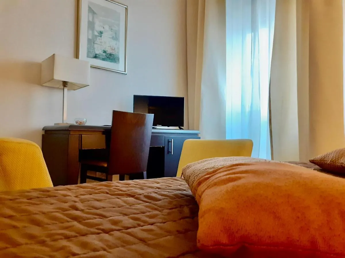 Maison Delle Naiadi Roma Hotel Guest house Rome
